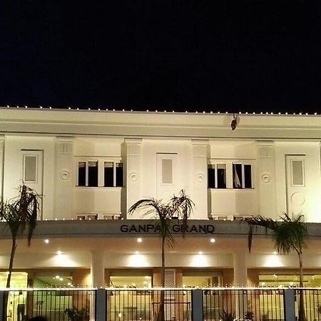 Hotel Ganpat Grand Palni Exterior foto
